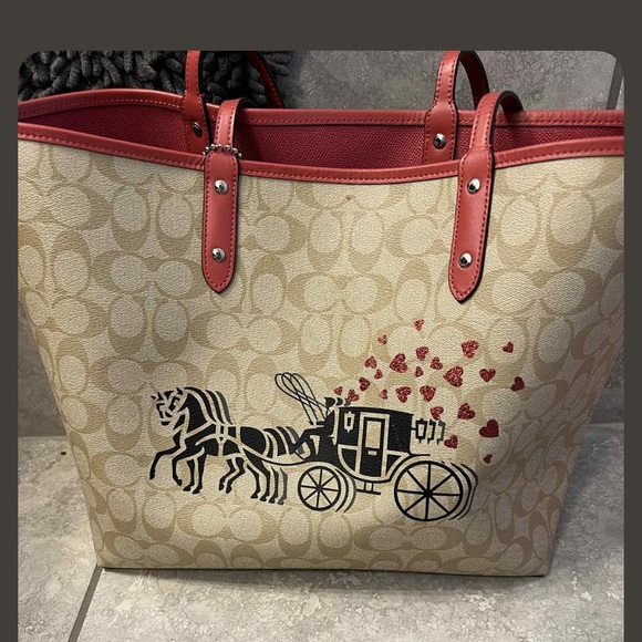 Coach Signature Tote with pink Accents - Picture 1 of 1
